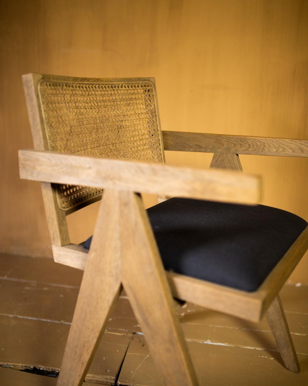 chair wooden frame