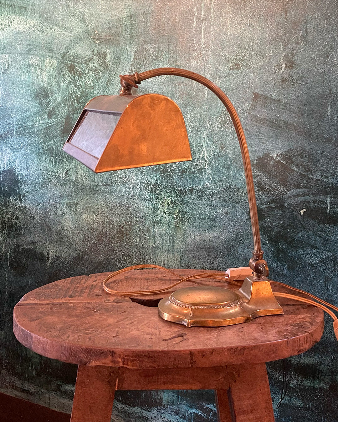 Vintage Art Desk Lamp