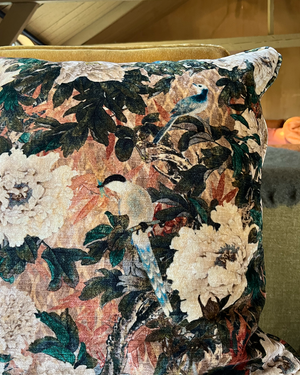 Flower pattern cushion